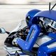 Imagen para el artículo titulado Crean un robot que puede conducir una motocicleta a 200 Kmh, al estilo Robocop